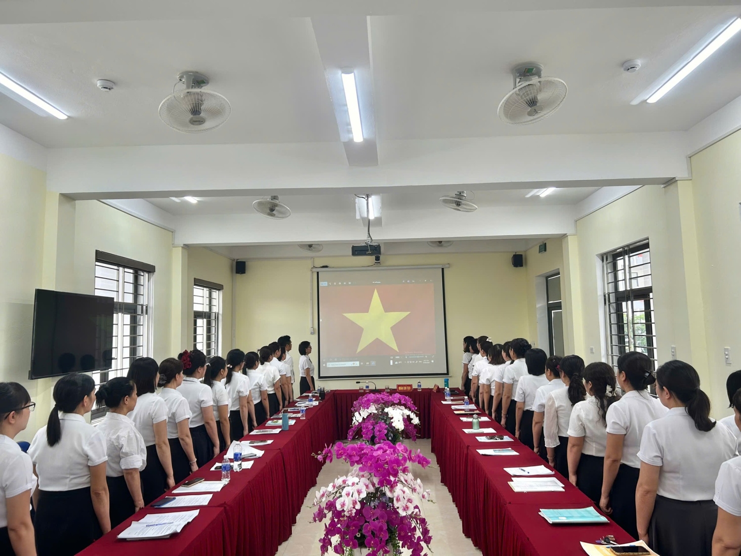 HỘI NGHỊ CÁN BỘ, VIÊN CHỨC NĂM HỌC 2025 – 2026
